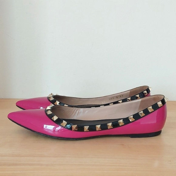 Valentino garavani rcokstud flats in Royal Fuchsia - Picture 4 of 12
